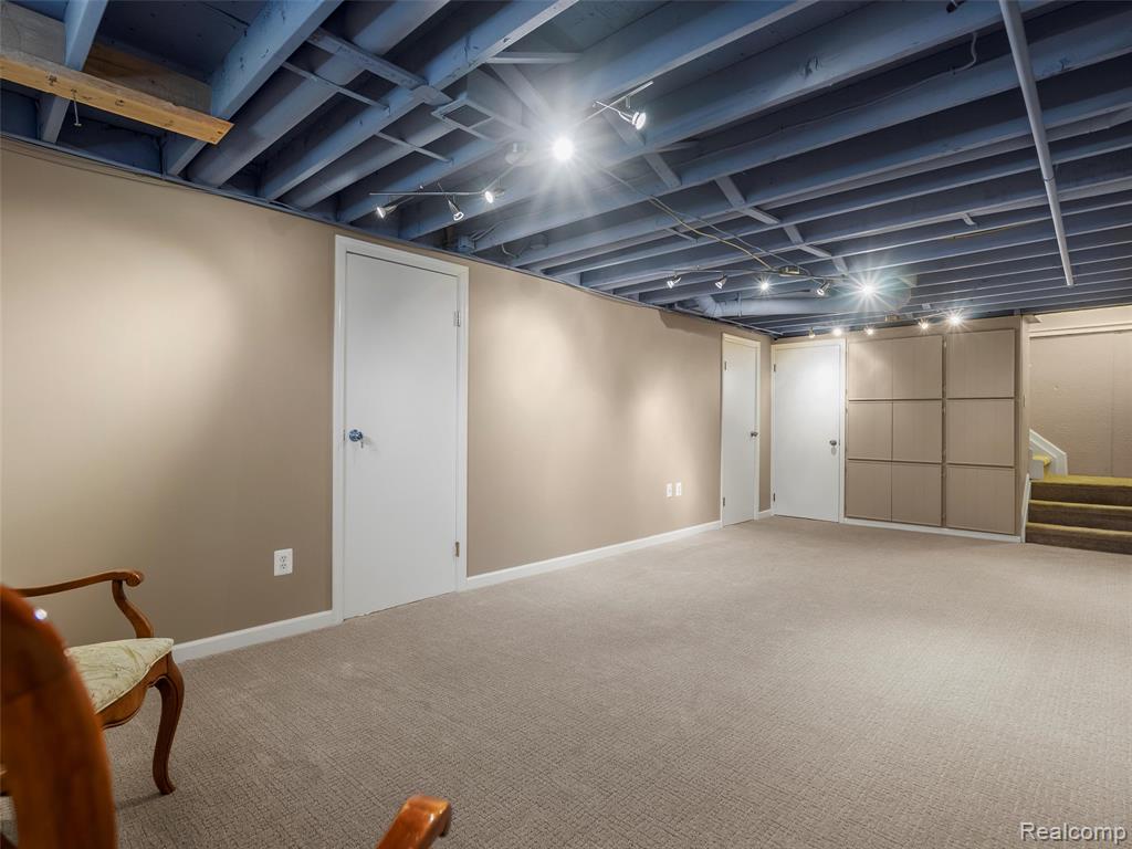 864 Dressler Lane Rochester Hills, MI 48307 - Photo 42 of 65