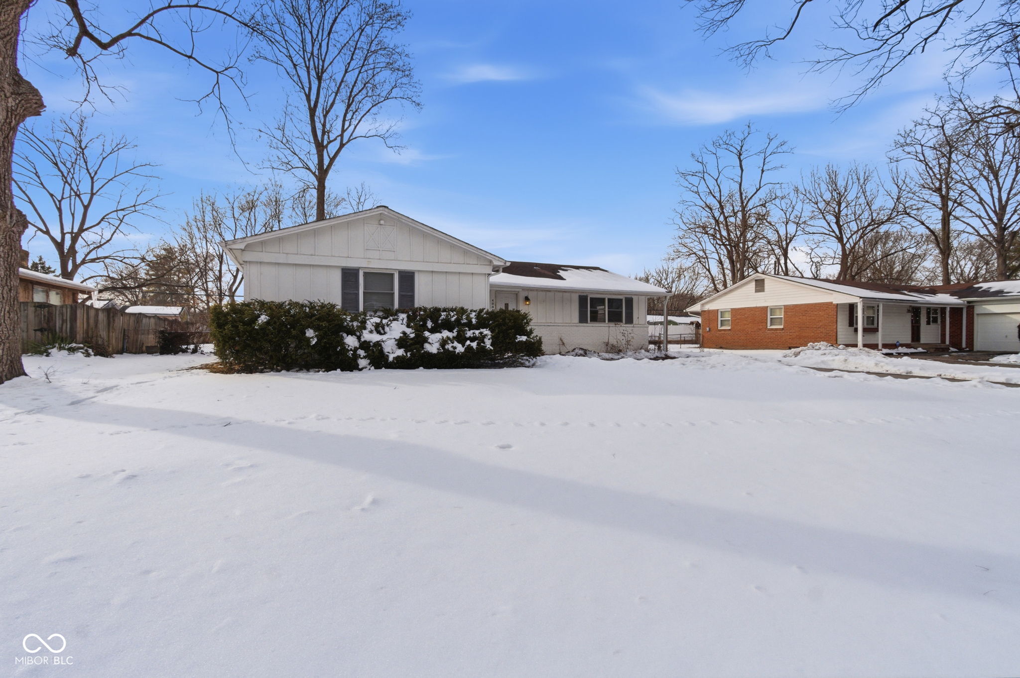 4880 Victoria Road Indianapolis, IN 46228 - Photo 3 of 37