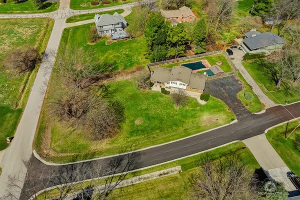 $414,900 | 20W260 Meadow Lane, Lemont, IL 60439
