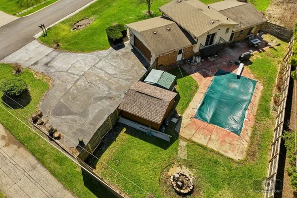 $414,900 | 20W260 Meadow Lane, Lemont, IL 60439