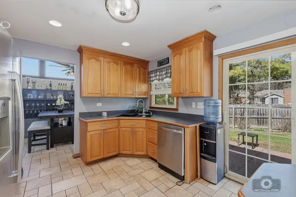 $414,900 | 20W260 Meadow Lane, Lemont, IL 60439