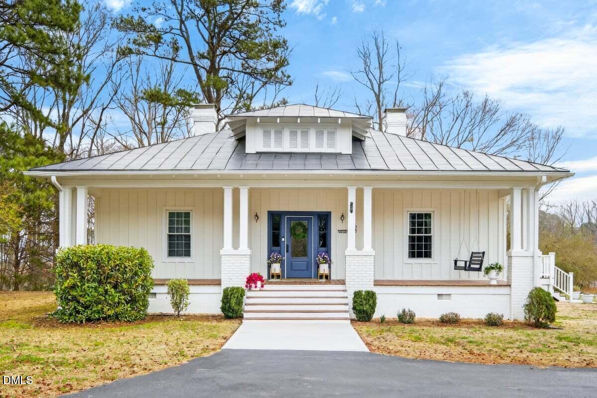 1432 Marshburn Road Wendell, NC 27591 - Photo 2 of 51 Craftsman003