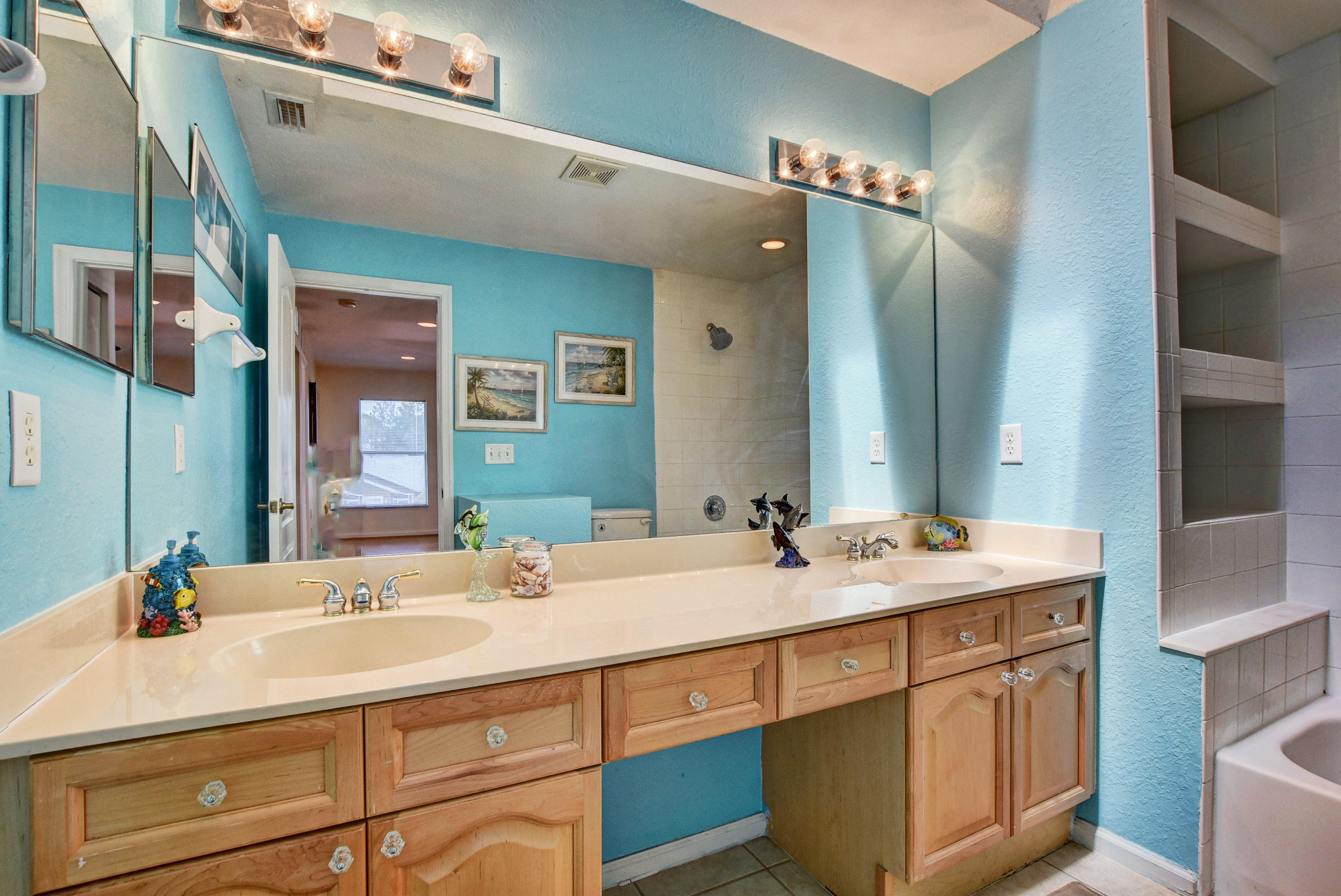1002 Southwest Bay State Road Port St. Lucie, FL 34953 - Photo 43 of 68 Bath #3