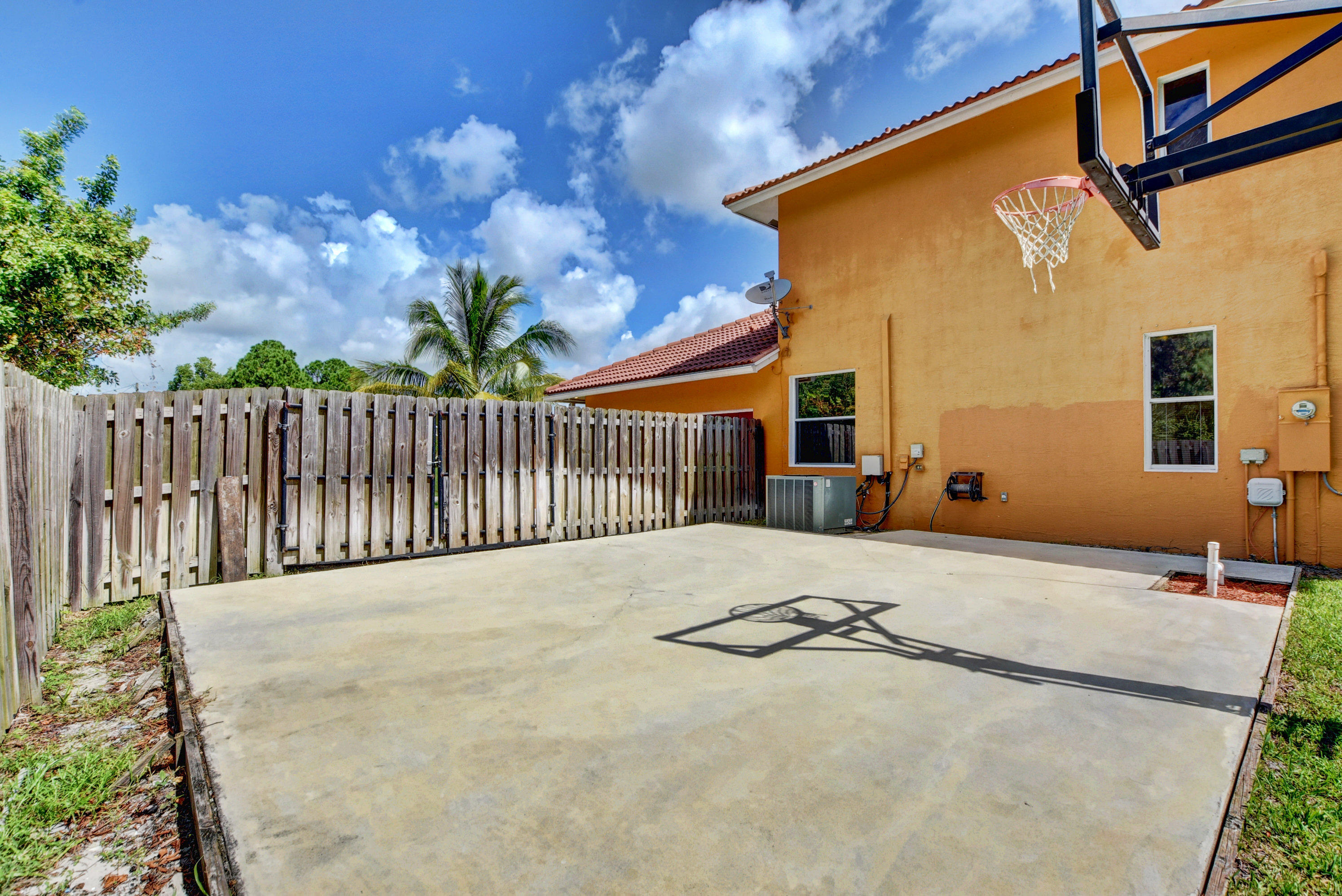 1002 Southwest Bay State Road Port St. Lucie, FL 34953 - Photo 51 of 68 Basketball Court