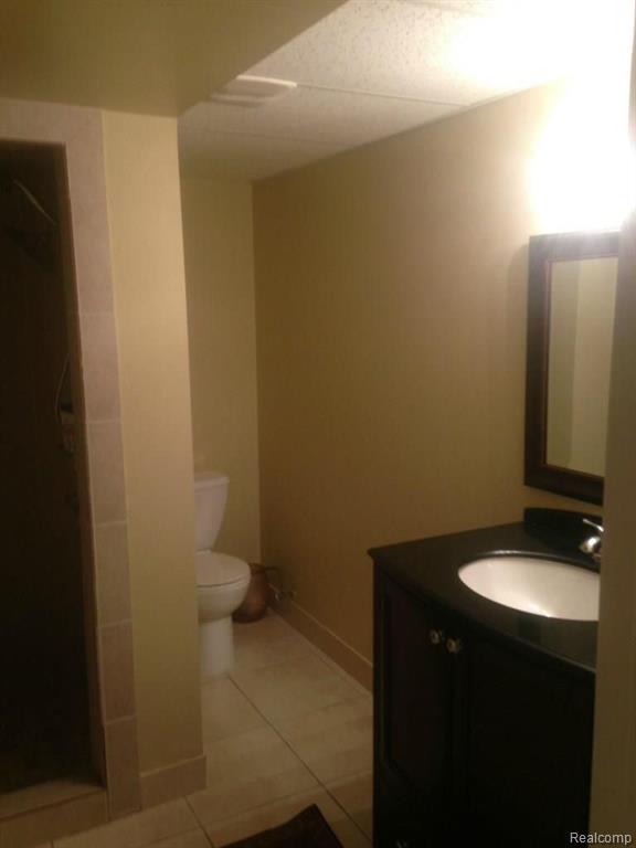 347 Mystic Valley Rochester Hills, MI 48307 - Photo 15 of 31