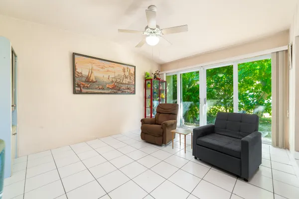$250,000 | 15979 Forsythia Circle, Delray Beach, FL 33484