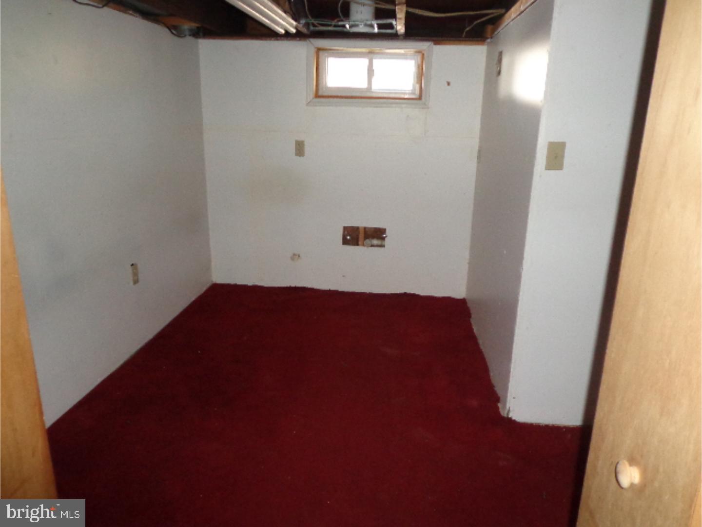 425 Summit Avenue Reading, PA 19607 - Photo 13 of 15