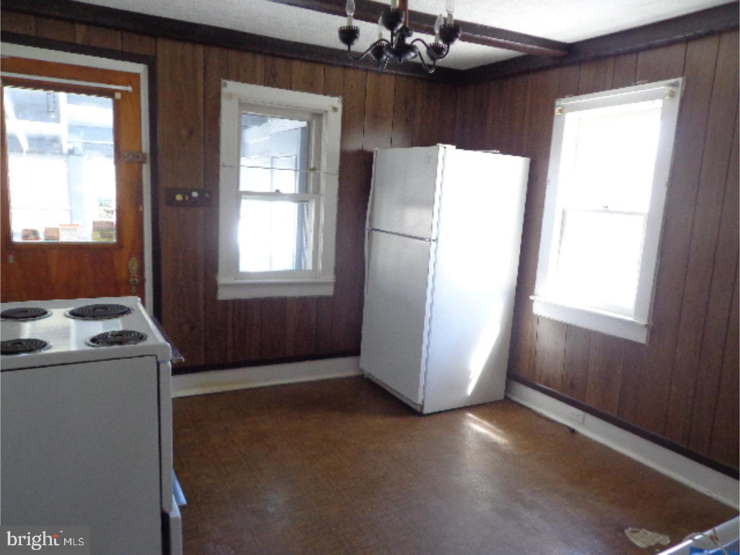 425 Summit Avenue Reading, PA 19607 - Photo 6 of 15