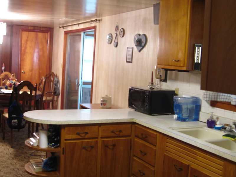 10242 Edgewood Road Brownsburg, IN 46112 - Photo 4 of 20 Gallery Image 4