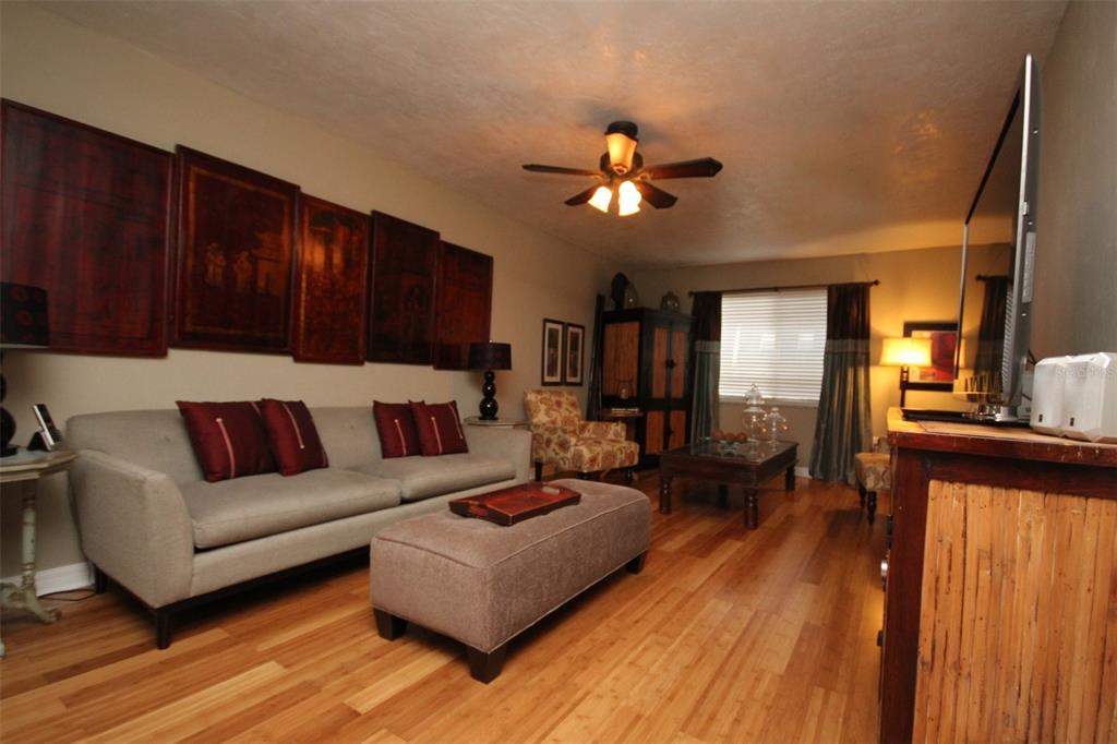 501 Southwest 75th Street, Unit B12 Gainesville, FL 32607 - Photo 2 of 13 Gallery Image 2