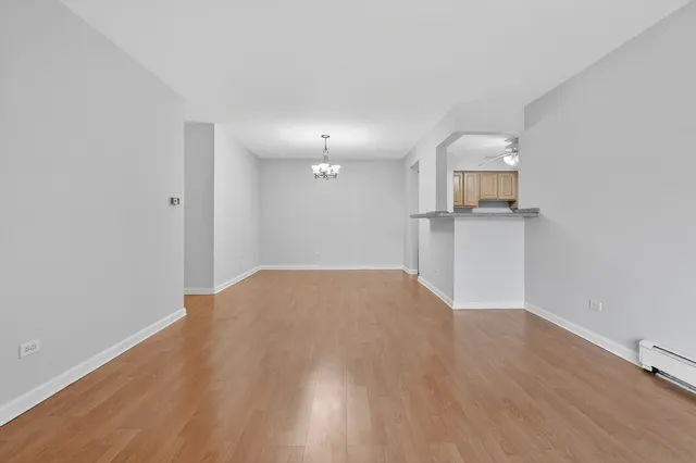 $199,000 | 6670 South Brainard Avenue, Unit 209, Countryside, IL 60525