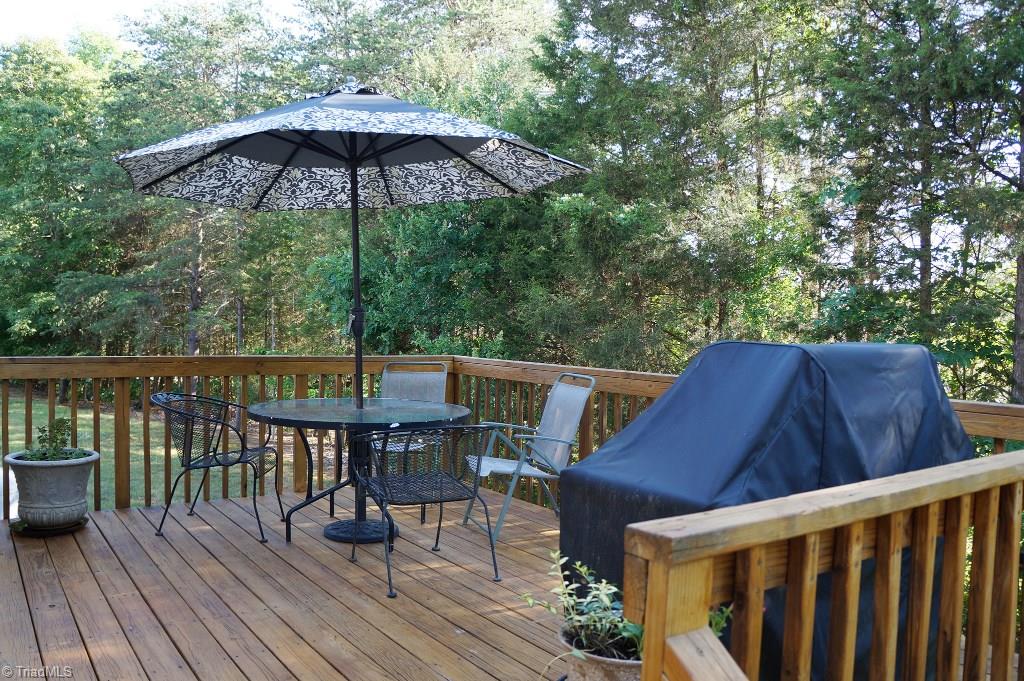 7541 Strawberry Road Summerfield, NC 27358 - Photo 13 of 14