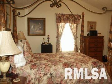 2302 Weaver Road Herrin, IL 62948 - Photo 8 of 11 Gallery Image 8