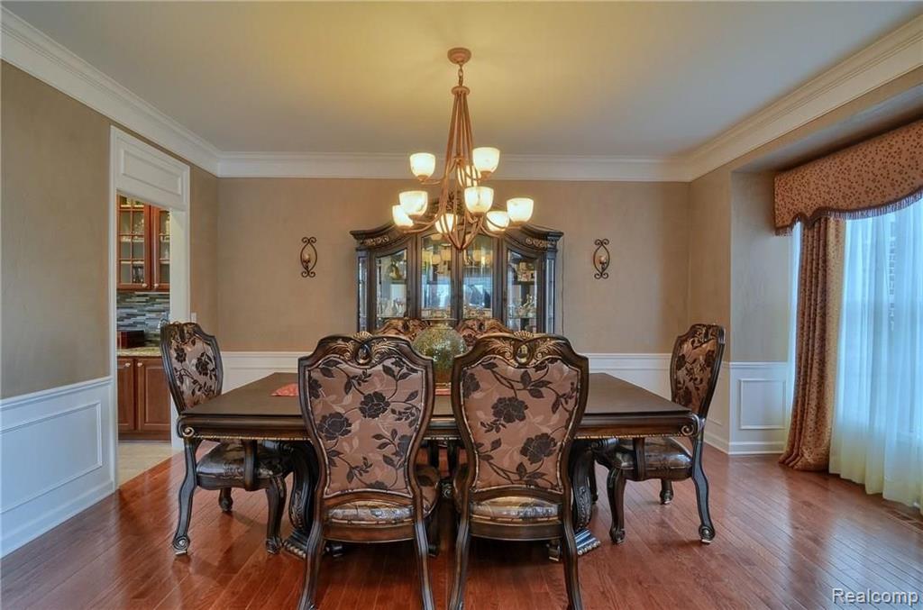 2287 Andover Boulevard Rochester, MI 48306 - Photo 10 of 40 Gallery Image 10