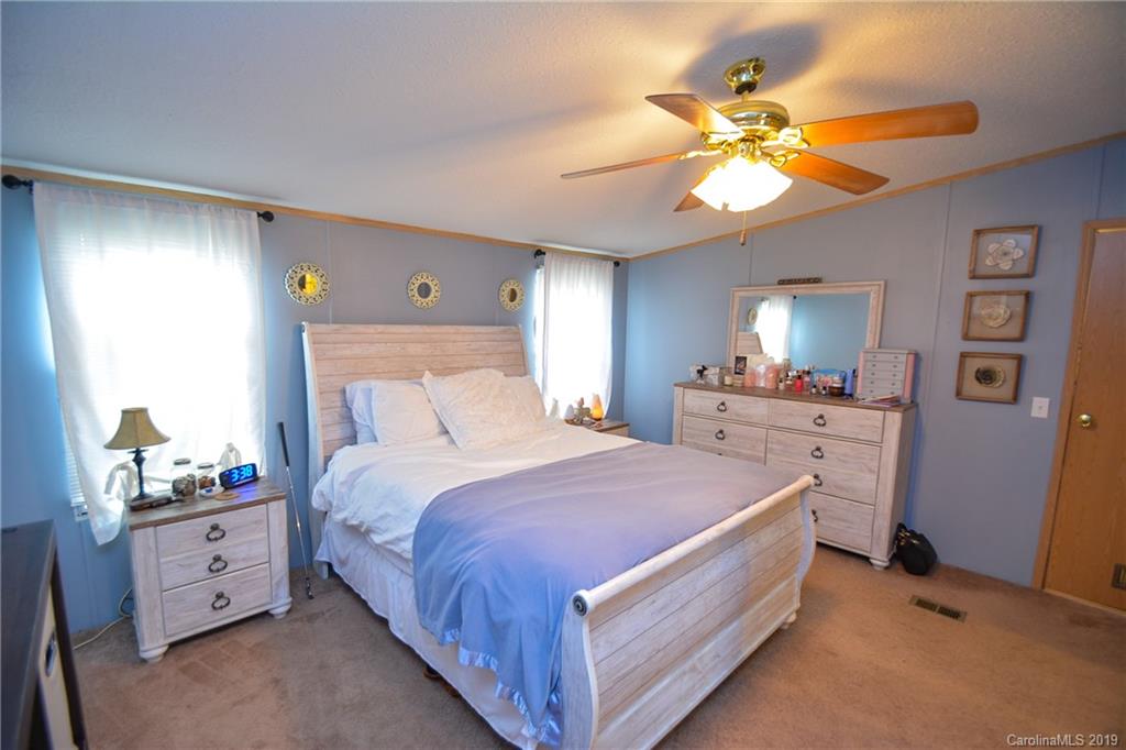 134 Brawley Road Cleveland, NC 27013 - Photo 7 of 31