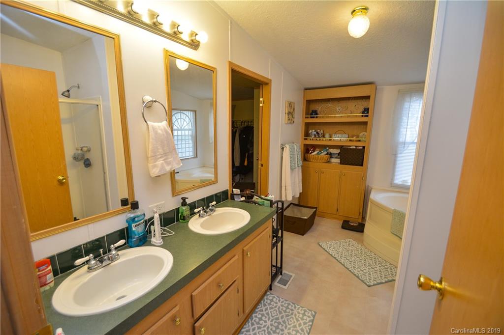 134 Brawley Road Cleveland, NC 27013 - Photo 8 of 31