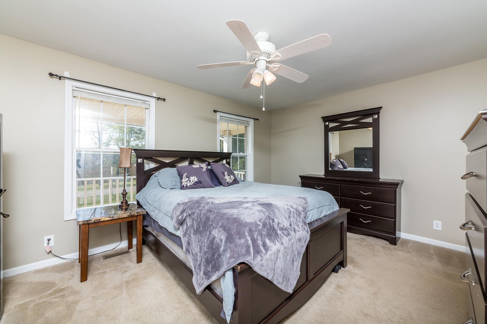 1715 Needmore Road Clarksville, TN 37042 - Photo 9 of 17 Gallery Image 9