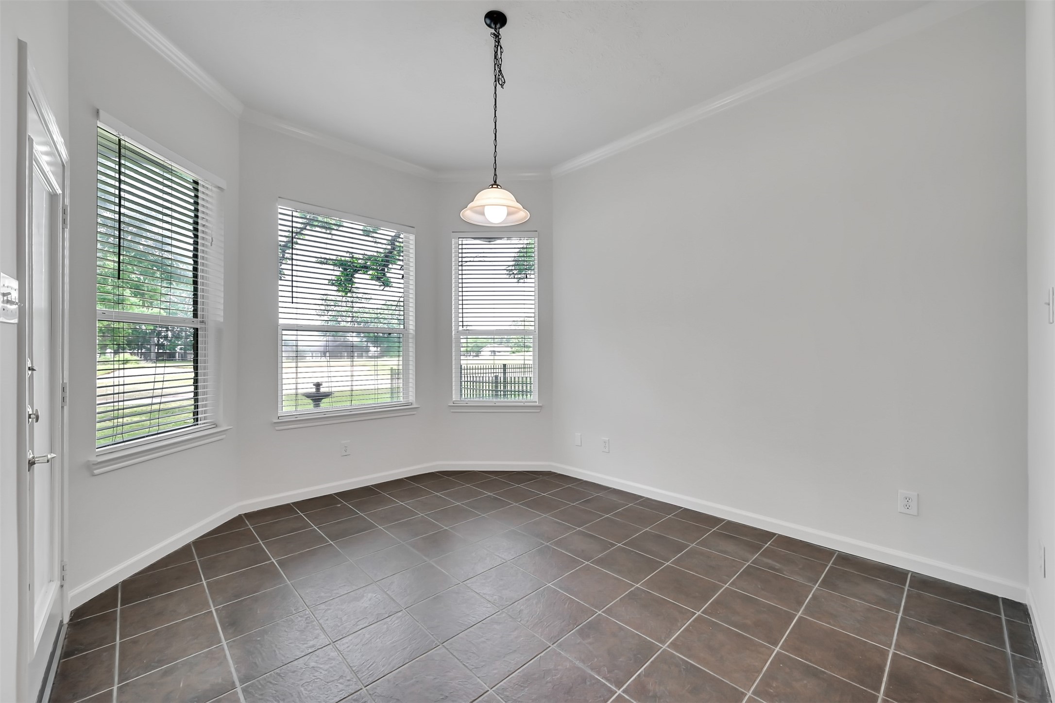 47 Presidio Road Montgomery, TX 77356 - Photo 10 of 35 a view of an empty room with windows