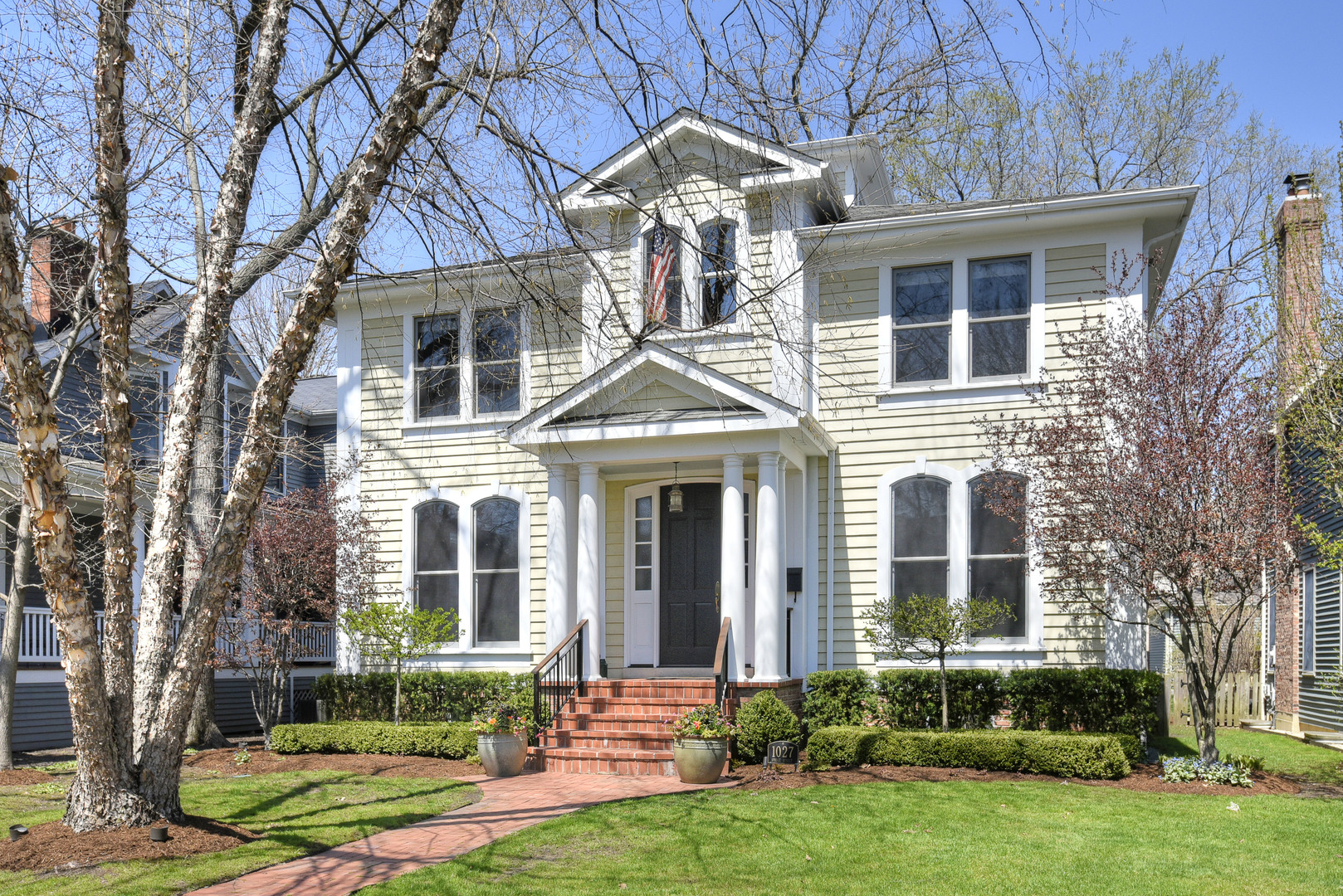 1027 Spruce Street Winnetka, IL 60093 - Photo 1 of 35