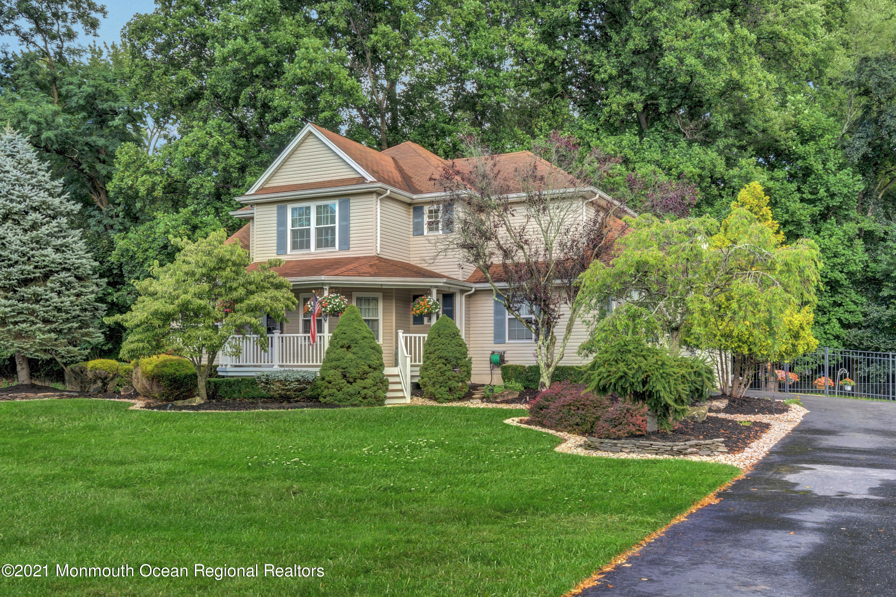 305 Bartley Road Jackson, NJ 08527 - Photo 2 of 108 003_dsc05008_1b