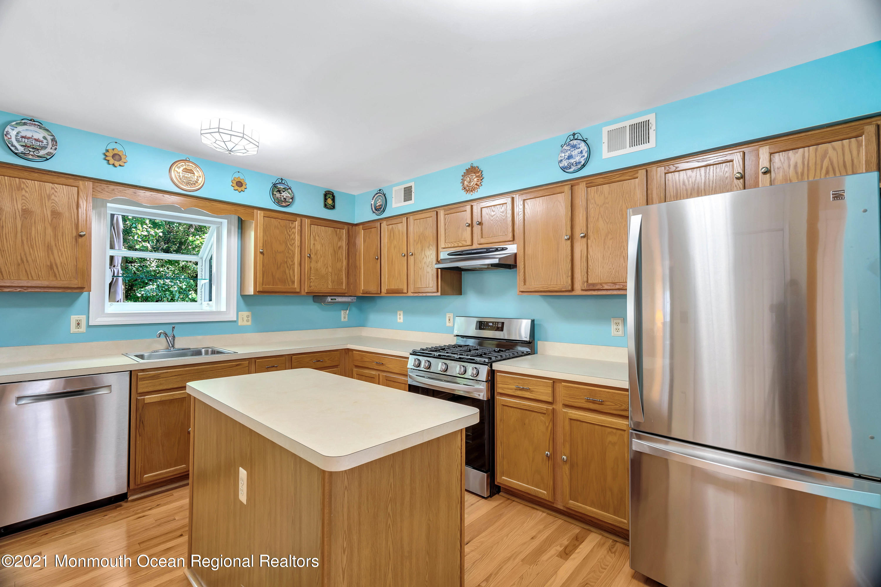 305 Bartley Road Jackson, NJ 08527 - Photo 12 of 108 041_dsc05348