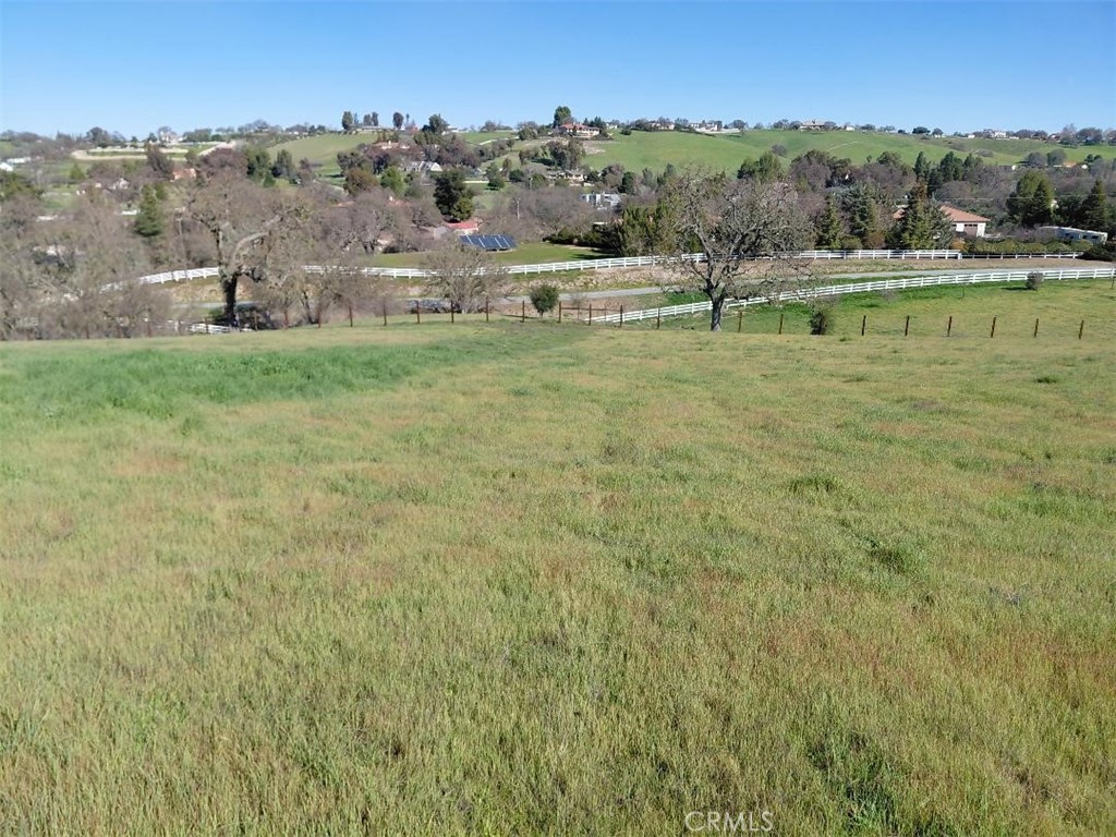 1920 Fire Rock Loop Templeton, CA 93465 - Photo 5 of 16