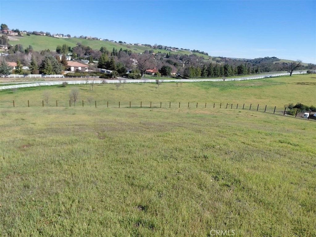1920 Fire Rock Loop Templeton, CA 93465 - Photo 10 of 16