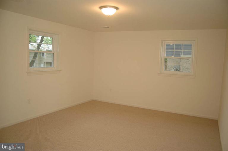 16917 Longdraft Road Gaithersburg, MD 20878 - Photo 13 of 23 Bedroom