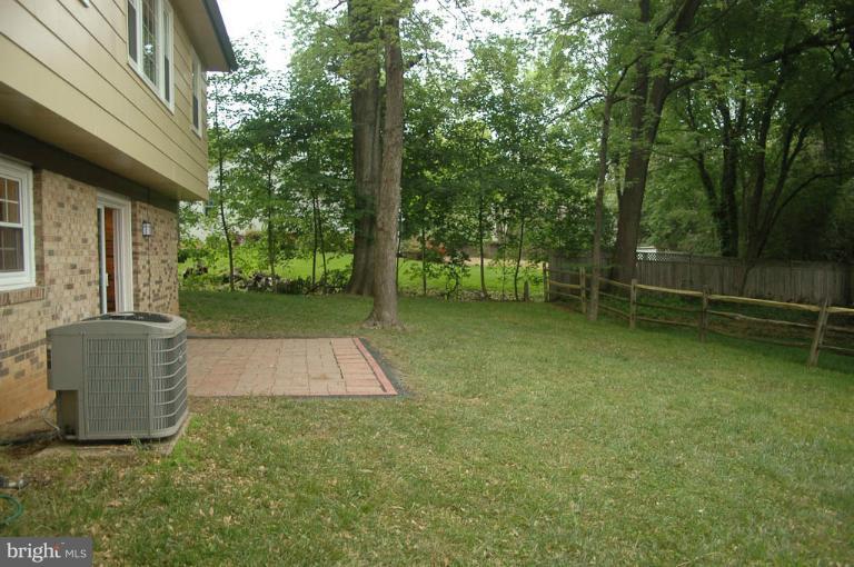 16917 Longdraft Road Gaithersburg, MD 20878 - Photo 22 of 23 View