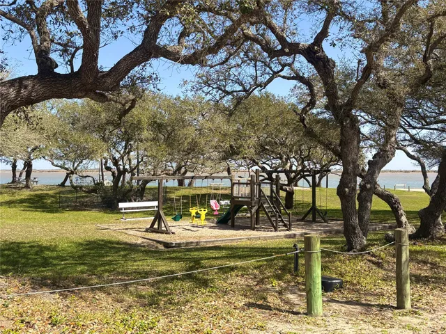 $312,000 | 638 Swallow Drive, Palacios, TX 77465