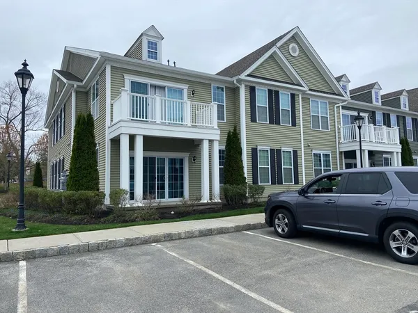$2,800 | 107 Corning Fairbanks Way, Unit 153, Westborough, MA 01581