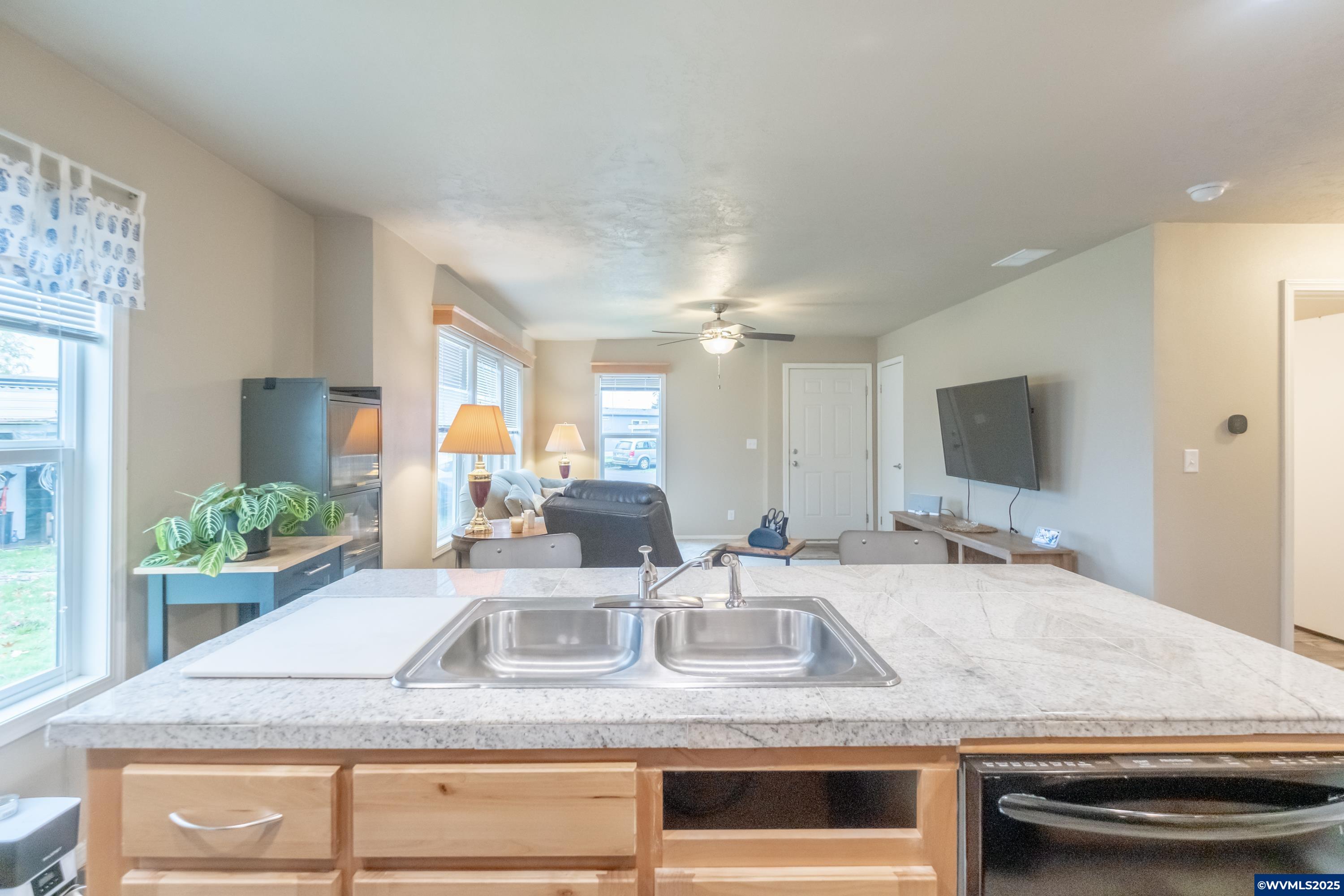34505 Riverside Drive, Unit 15 Albany, OR 97321 - Photo 15 of 48 Gallery Image 15