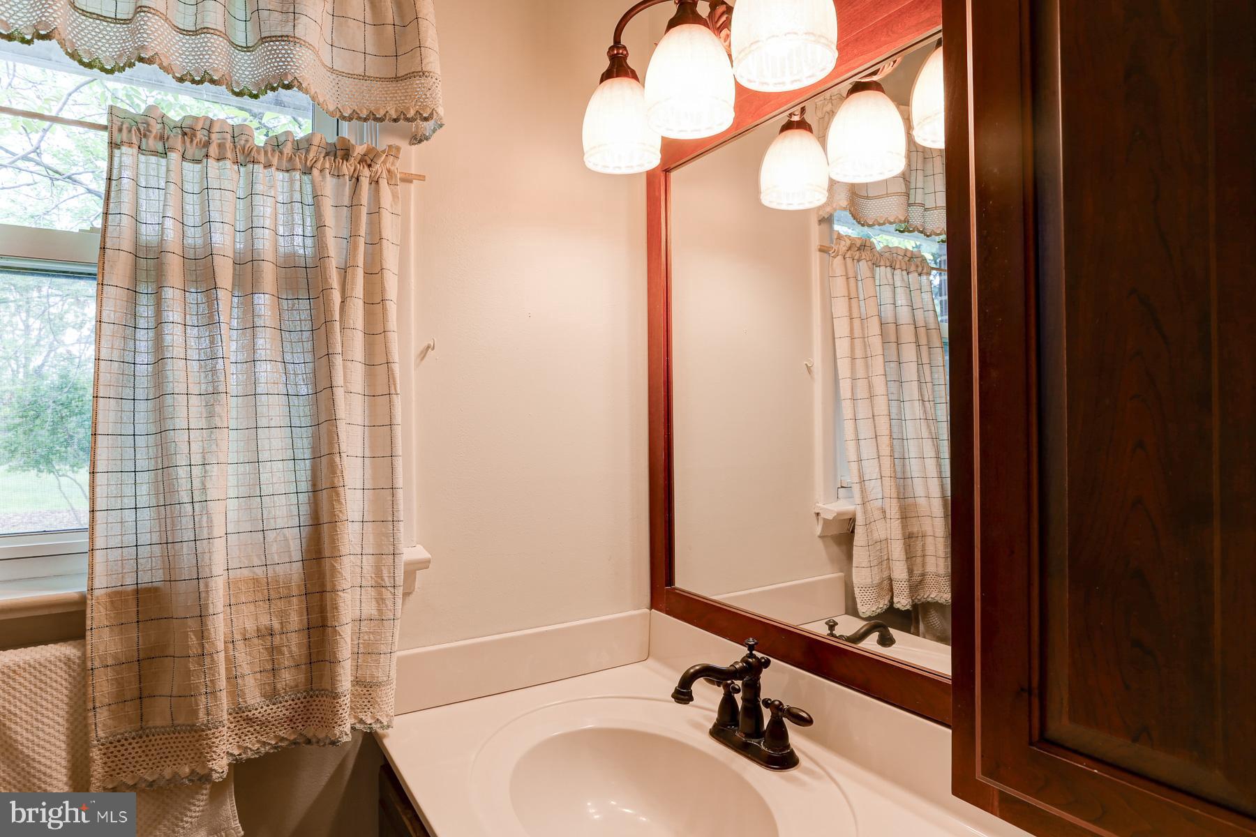 13 Suffolk Road Harrisburg, PA 17112 - Photo 14 of 20 Gallery Image 14