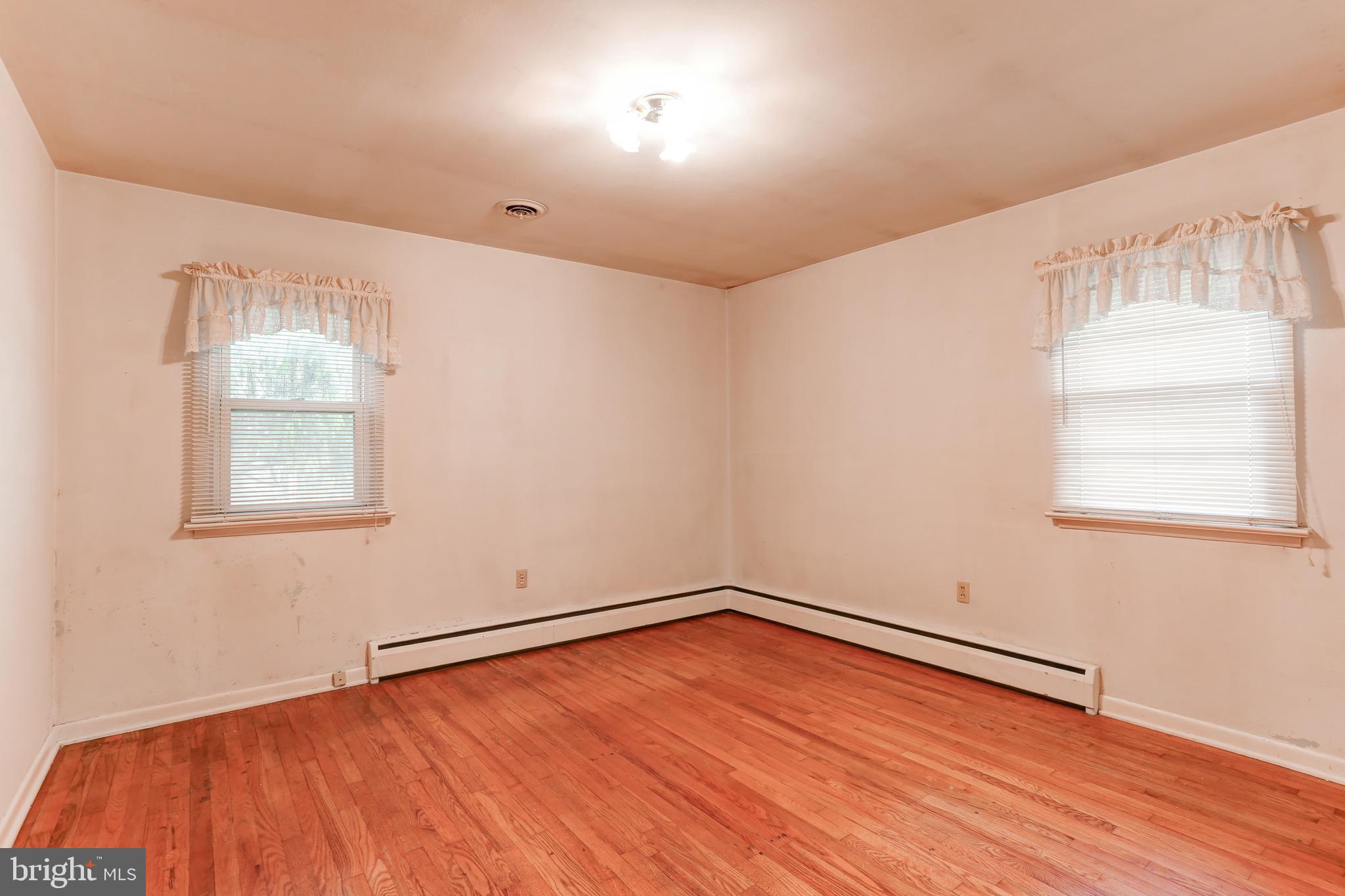 13 Suffolk Road Harrisburg, PA 17112 - Photo 9 of 20 Gallery Image 9