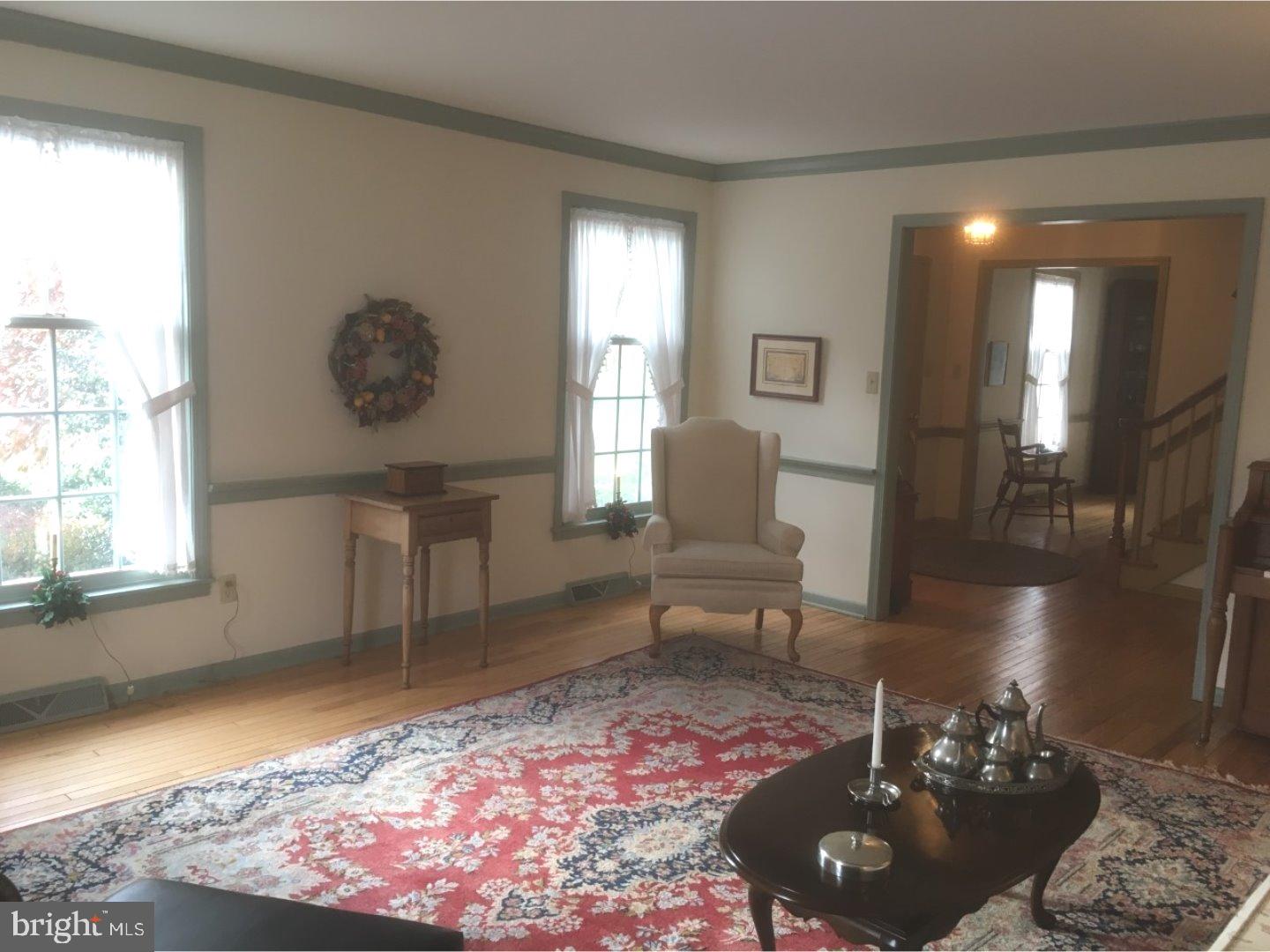 685 Godshall Road Telford, PA 18969 - Photo 8 of 25 Living Room