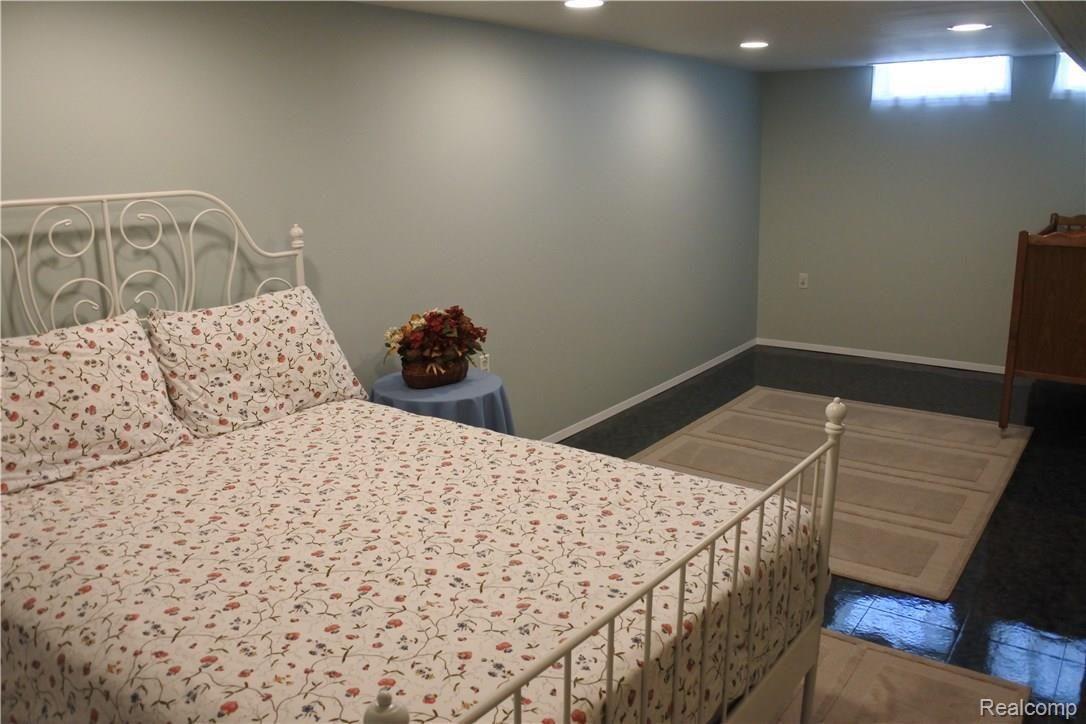 40705 Village Wood Road Novi, MI 48375 - Photo 14 of 25 DSC_1897.JPG