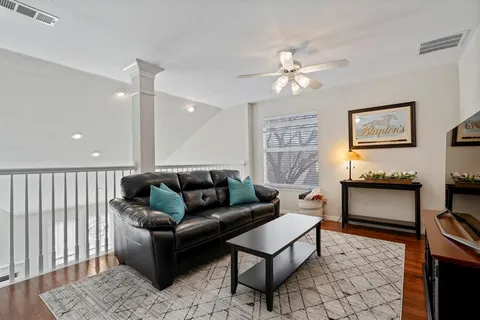 $850,000 | 7944 Glade Hill Court, Dallas, TX 75218