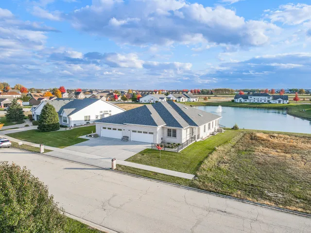 $359,900 | 485 Eagles Landing Drive, Manteno, IL 60950