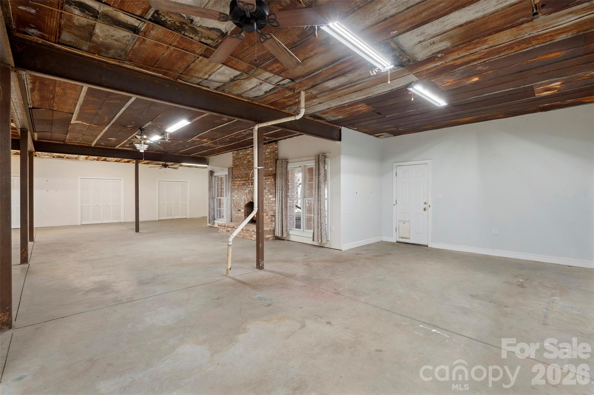 12711 Moores Chapel Road Charlotte, NC 28214 - Photo 46 of 48 a view of empty room