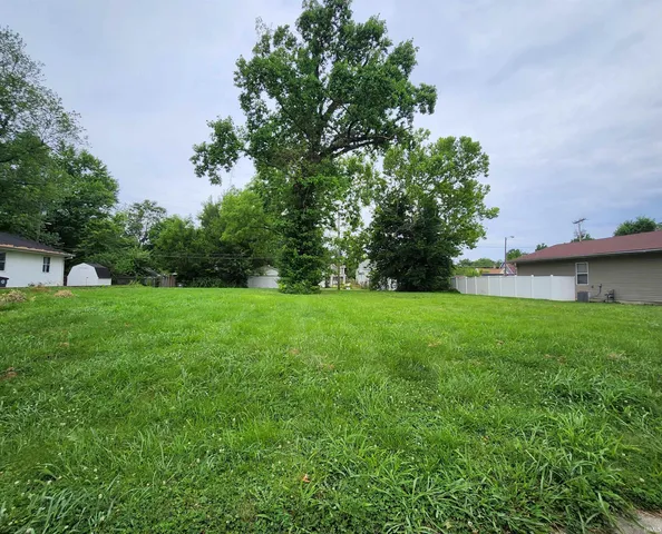 $19,500 | 917 South Garvin Street, Evansville, IN 47713