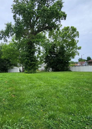 $19,500 | 917 South Garvin Street, Evansville, IN 47713