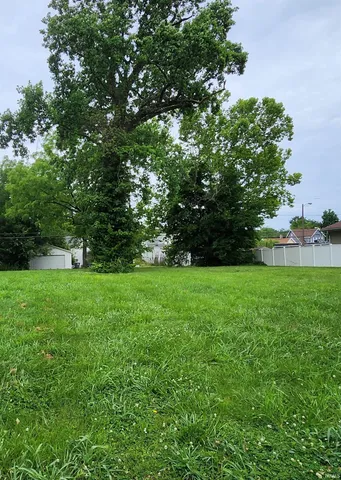 $19,500 | 917 South Garvin Street, Evansville, IN 47713