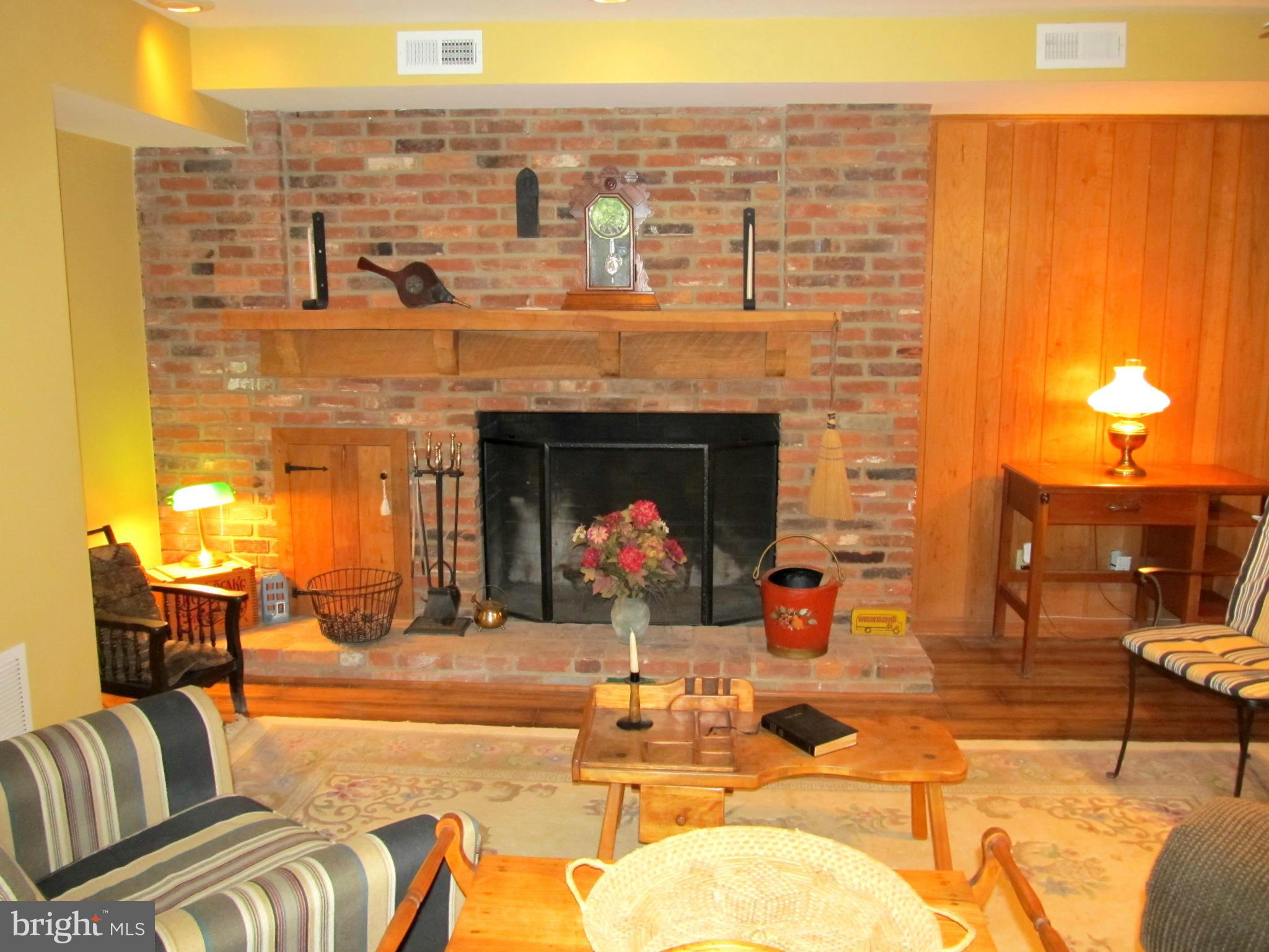 6206 Medora Road Linthicum, MD 21090 - Photo 22 of 30 a view of a balcony with dining area