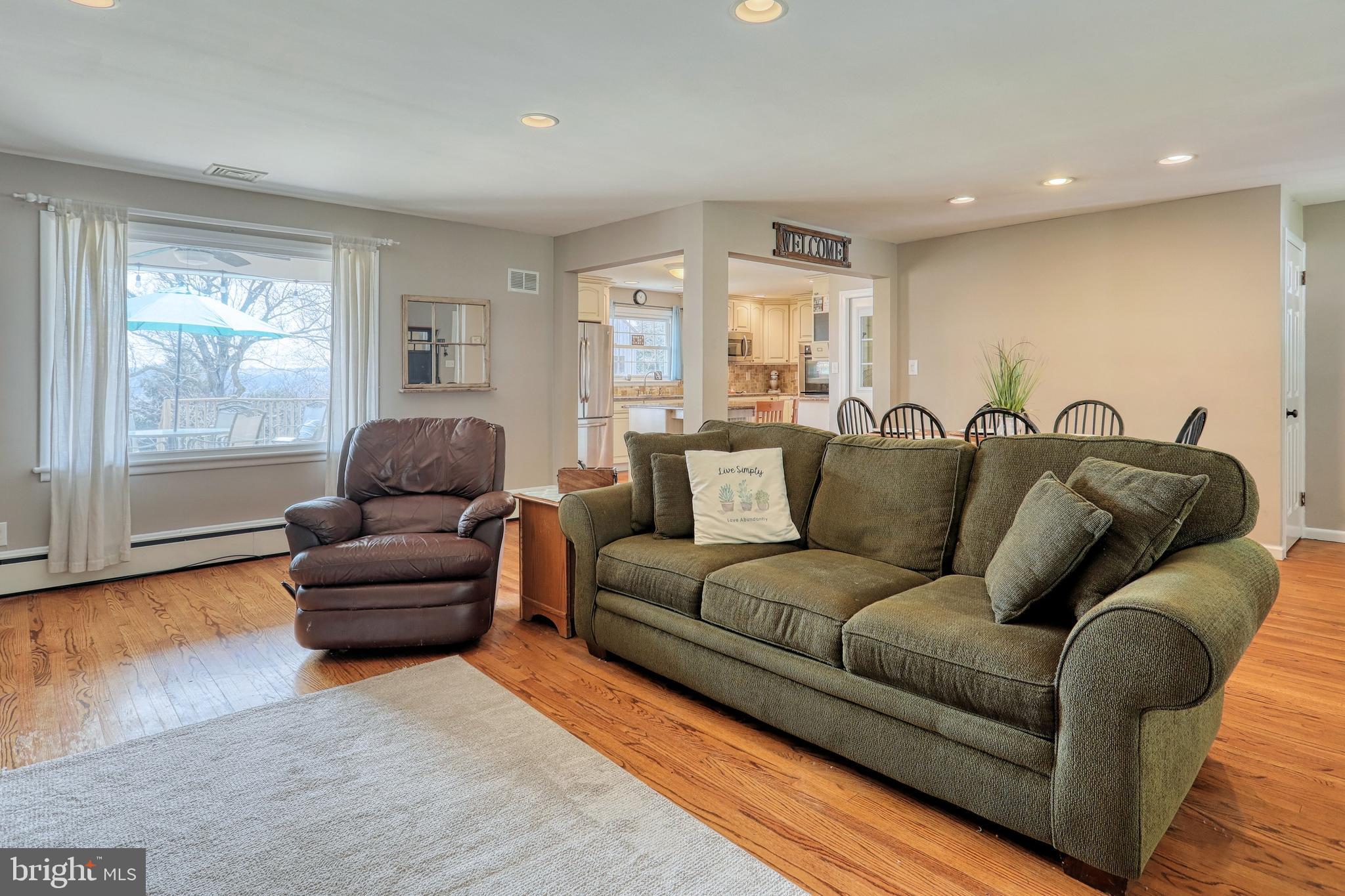 524 Owen Road York, PA 17403 - Photo 11 of 53 Gallery Image 11