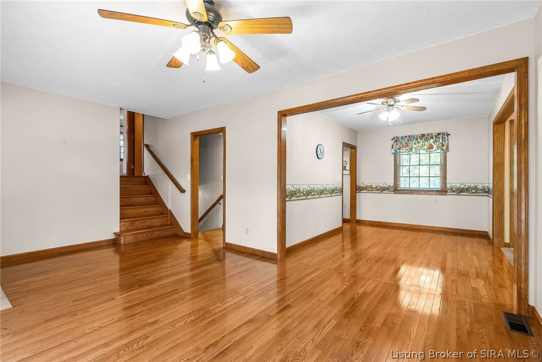 4013 Scenic Valley Road Floyds Knobs, IN 47119 - Photo 16 of 53