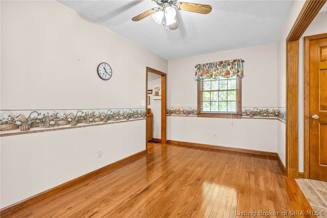 4013 Scenic Valley Road Floyds Knobs, IN 47119 - Photo 17 of 53