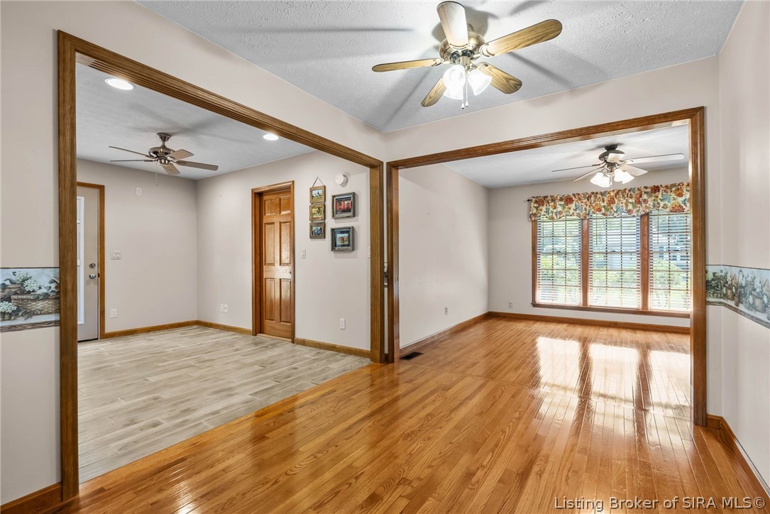 4013 Scenic Valley Road Floyds Knobs, IN 47119 - Photo 18 of 53