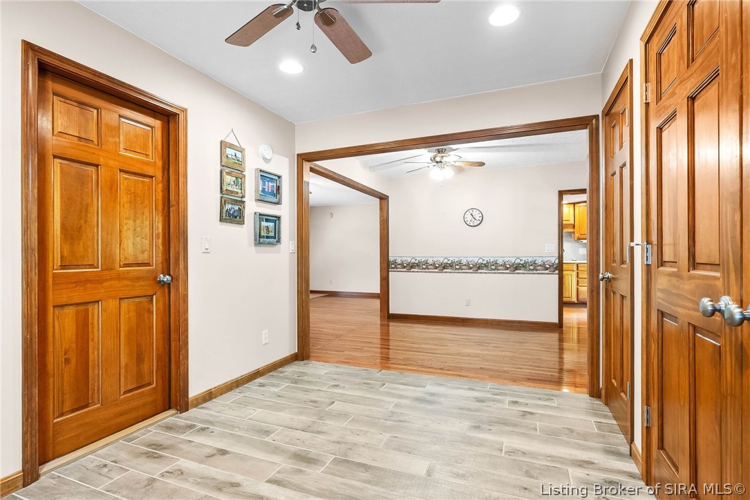 4013 Scenic Valley Road Floyds Knobs, IN 47119 - Photo 21 of 53