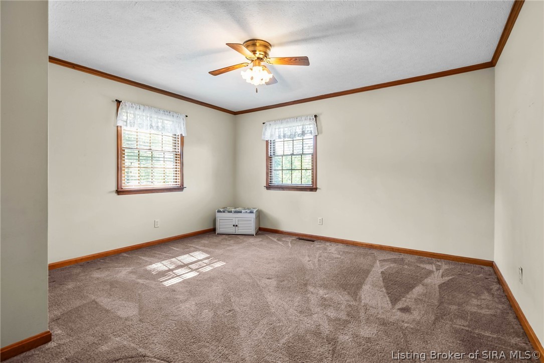 4013 Scenic Valley Road Floyds Knobs, IN 47119 - Photo 33 of 53