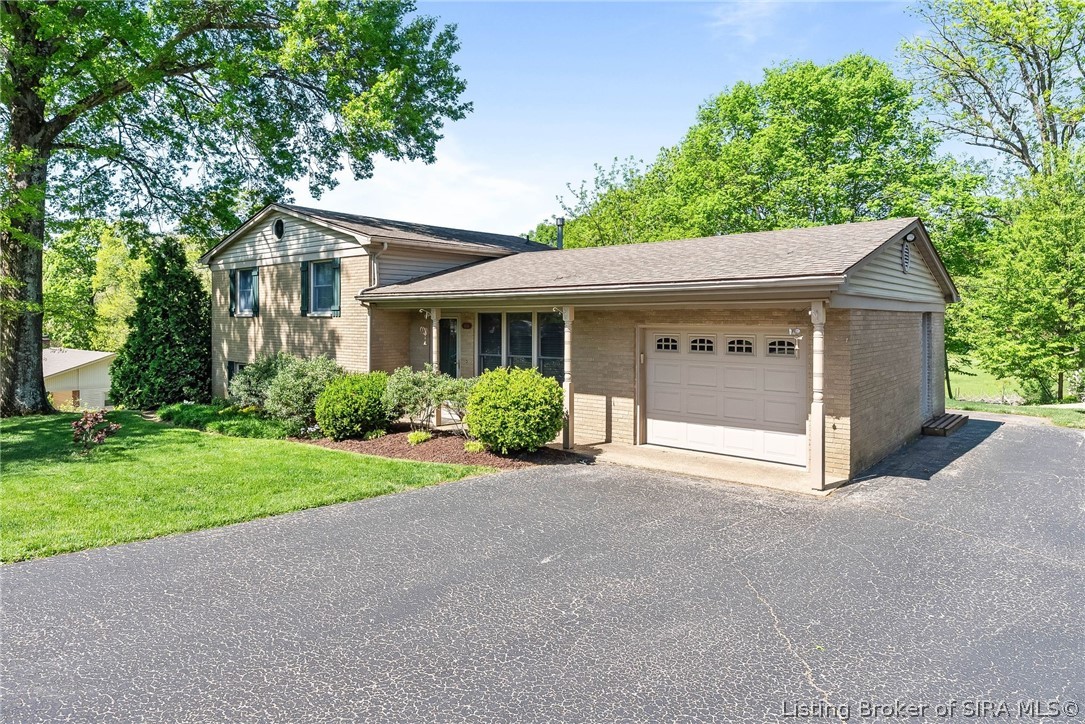 4013 Scenic Valley Road Floyds Knobs, IN 47119 - Photo 39 of 53